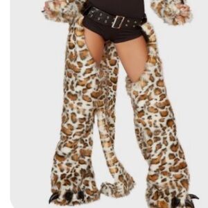 Snow leopard Chaps 
Brand New Unworn Condition
